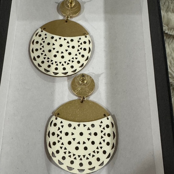 Boho Statement Leather Cutout Earrings – Gold & White - Picture 2 of 2